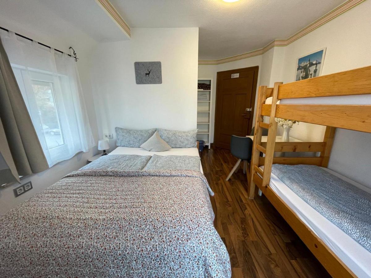 House La Neuschwanstein Blick - Budget City Hotel Fussen Exterior foto