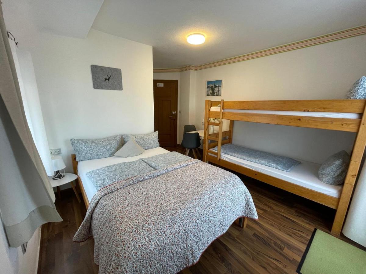 House La Neuschwanstein Blick - Budget City Hotel Fussen Exterior foto