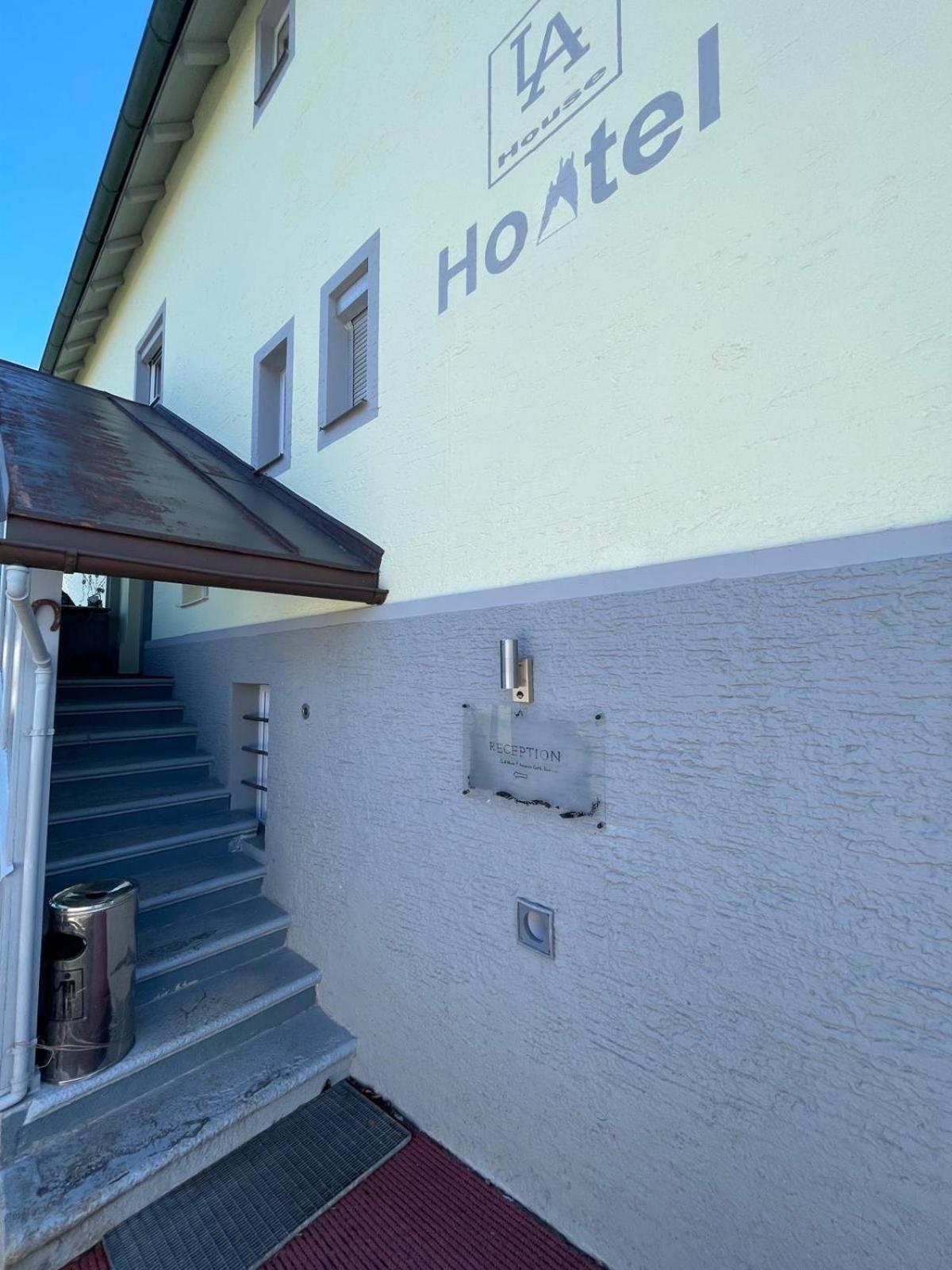 House La Neuschwanstein Blick - Budget City Hotel Fussen Exterior foto